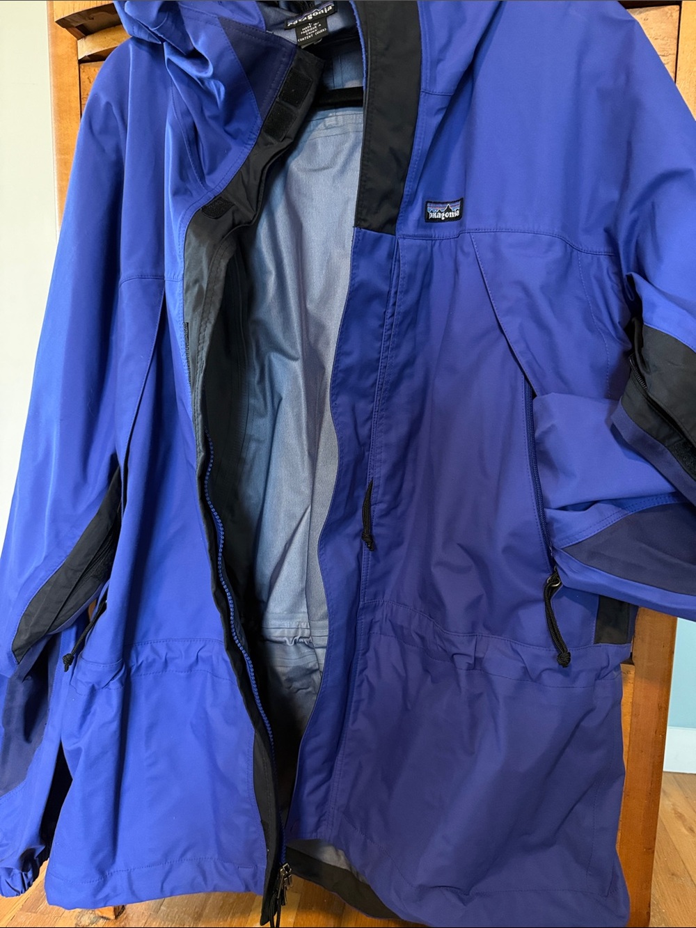 Vintage Patagonia Royal and Navy Blue Technical Waterproof Hooded Jacket